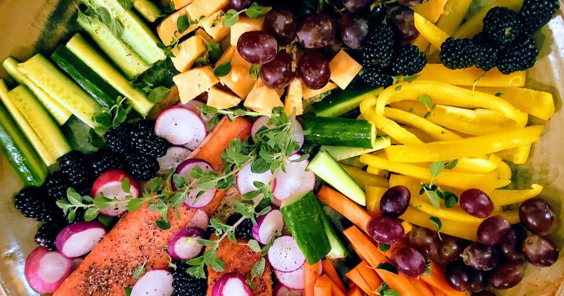 Gut Microbiome - Mindstretch School - feeding the gut microbiome with good food, you can improve both digestive symptoms and some behavioral aspects of autism